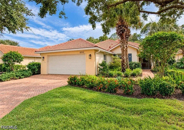 Photo 2 of Single family home for sale at 10512 Bella Vista Dr, Fort Myers, FL 33913 | MLS# 2026038512 | Listing updated on 2026-10-01