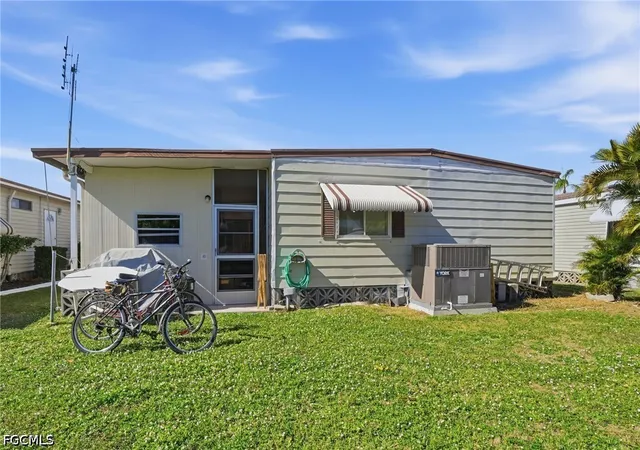 Photo 3 of Manufactured home for sale at 14734 Patrick Henry Rd #292, North Fort Myers, FL 33917 | MLS# 2026038531 | Listing updated on 2026-10-07