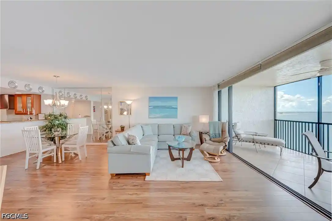 Listing Photo 2 - Condo for sale in 17080 Harbour Pt Dr located at 17080 Harbour Pt Dr, Fort Myers, FL 33908 - Unit #916