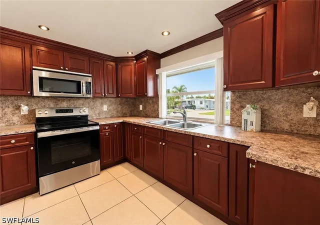 Photo 3 of Manufactured home for sale at 164 Cape Sable Dr, Naples, FL 34104 | MLS# 226033124 | Listing updated on 2026-09-30
