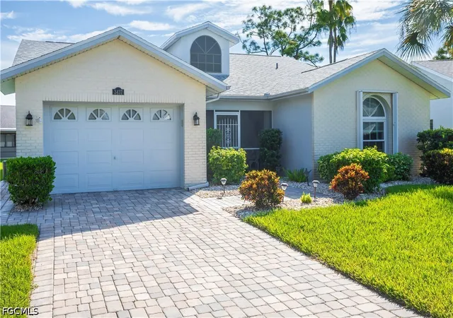 Photo 3 of Single family home for sale at 3437 Clubview Dr, North Fort Myers, FL 33917 | MLS# 2026038801 | Listing updated on 2026-10-07