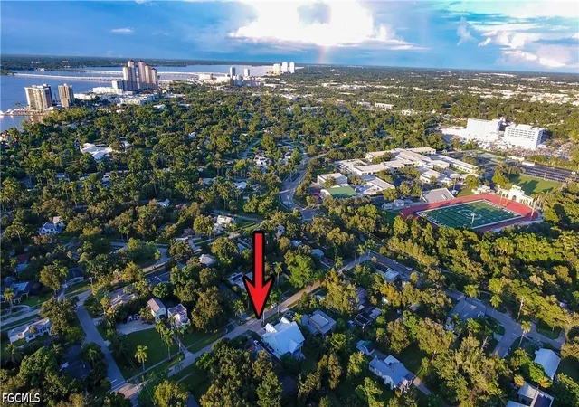 Photo 49 of Single family home for sale at 1530 Poinciana Ave, Fort Myers, FL 33901 | MLS# 2026039005 | Listing updated on 2026-10-05