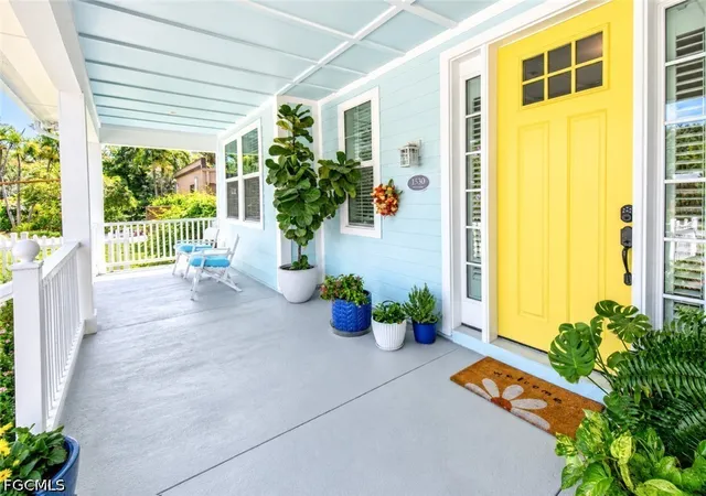 Photo 4 of Single family home for sale at 1530 Poinciana Ave, Fort Myers, FL 33901 | MLS# 2026039005 | Listing updated on 2026-10-05