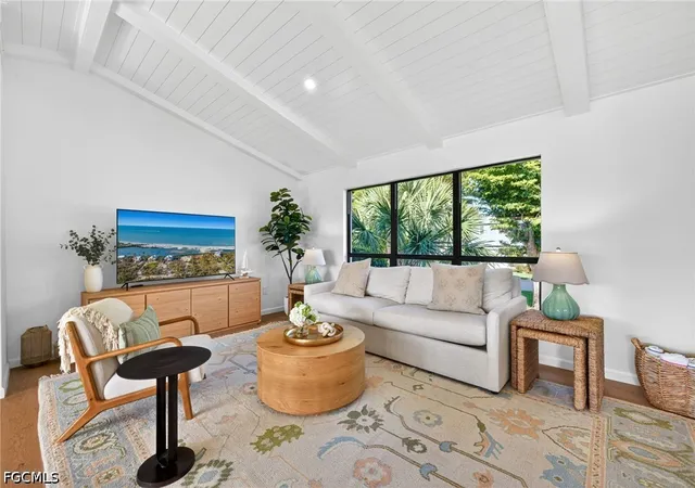 Photo 4 of Sale Pending at 1304 Par View Dr, Sanibel, FL 33957 | MLS# 2026039027 | Listing updated on 2026-10-06