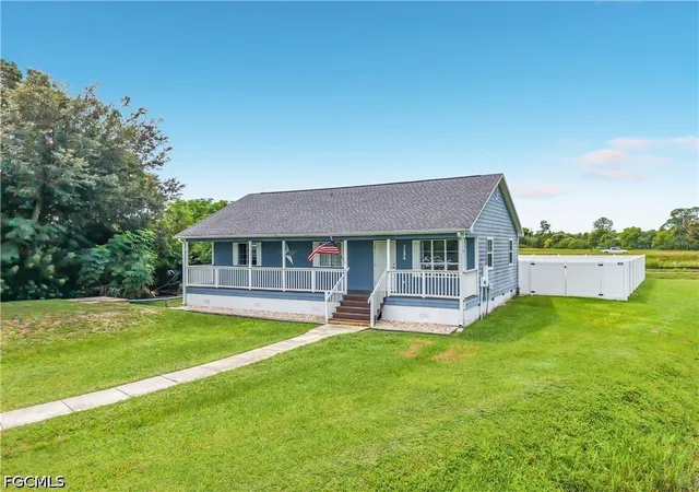 Photo 4 of Single family home for sale at 3254 Nancy Ct, Lehigh Acres, FL 33971 | MLS# 2026039304 | Listing updated on 2026-10-07