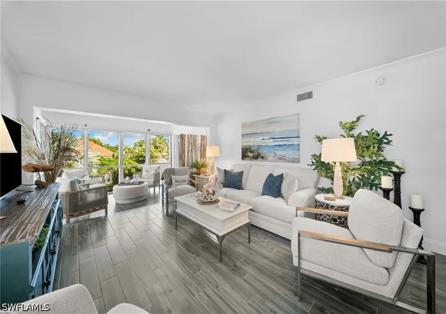 Photo 3 of Condo for sale at 280 2nd Avenue S #303, Naples, FL 34102 | MLS# 226033626 | Listing updated on 2026-10-07