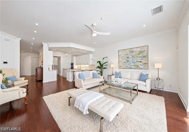 Photo 3 of Townhouse for sale at 4840 W Boulevard Ct, Naples, FL 34103 | MLS# 226033491 | Listing updated on 2026-10-08