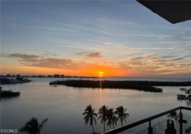 Photo 2 of Condo for sale at 18120 San Carlos Blvd #904, Fort Myers Beach, FL 33931 | MLS# 2026039596 | Listing updated on 2026-10-05