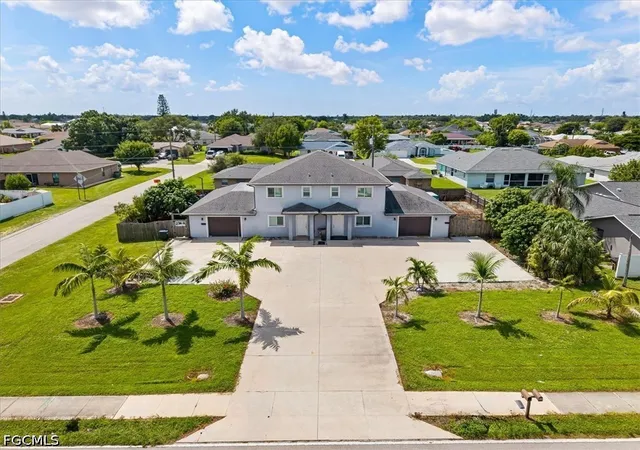 Photo 2 of Multi family home for sale at 236 Hancock Brg Pkwy, Cape Coral, FL 33990 | MLS# 2026039627 | Listing updated on 2026-09-25