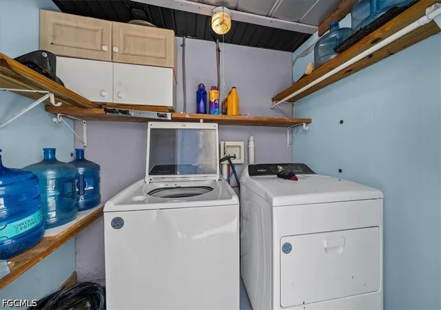 Photo 4 of House for sale at 236 Hancock Brg Pkwy, Cape Coral, FL 33990 | MLS# 2026039627 | Listing updated on 2026-09-25