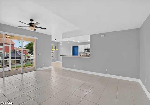Listing Photo 5 - Condo for sale in building located at 5111 Atlantic Ct, Cape Coral, FL 33904 - Unit #106