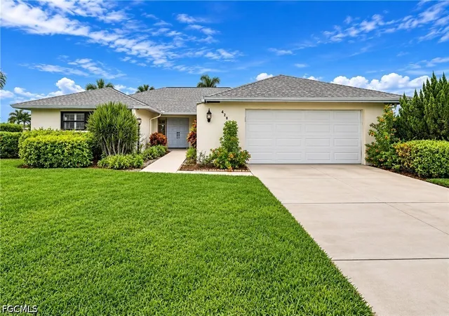 Photo 3 of Single family home for sale at 428 Pine Lake Dr, Naples, FL 34112 | MLS# 2026039685 | Listing updated on 2026-10-07