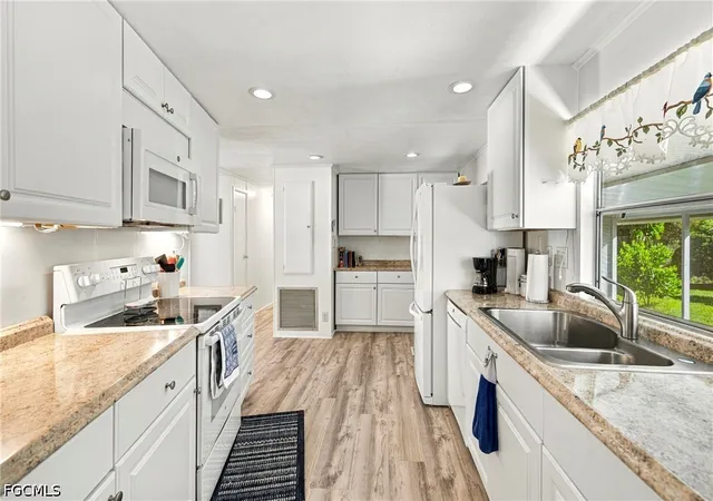 Photo 4 of Sale Pending at 26038 Princess Ln, Bonita Springs, FL 34135 | MLS# 2026039687 | Listing updated on 2026-09-28