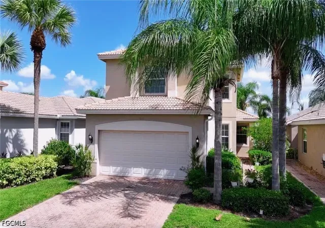 Photo 1 of Single family home for sale at 10443 Spruce Pine Ct, Fort Myers, FL 33913 | MLS# 2026039805 | Listing updated on 2026-10-03
