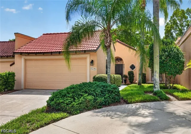 Townhouse for sale at 1440 Larkspur Dr, Fort Myers, FL 33901 | MLS# 2026039888