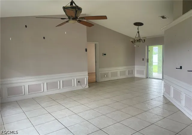 Photo 2 of Single family home for sale at 612 Se 31st Terrace, Cape Coral, FL 33904 | MLS# 2026039893 | Listing updated on 2026-10-07