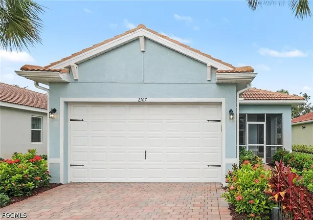 Photo 3 of Sale Pending at 2107 Summersweet Dr, Alva, FL 33920 | MLS# 2026039990 | Listing updated on 2026-10-08