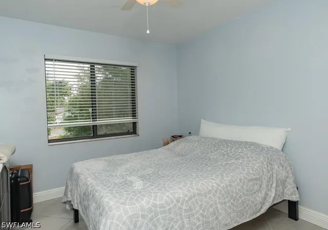 Listing Photo 5 - Condo for sale in building located at 1480 Grn Vly Cir, Naples, FL 34104 - Unit #204