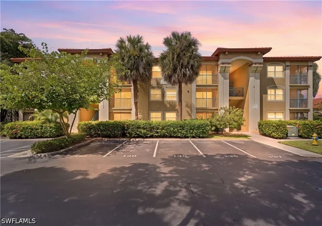 Photo 2 of Condo for sale at 8960 Colonnades Ct E #915, Bonita Springs, FL 34135 | MLS# 226033922 | Listing updated on 2026-09-23