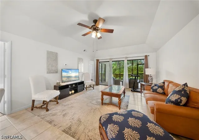 Listing Photo 4 - Condo for sale in building located at 1833 Courtyard Wy, Naples, FL 34112 - Unit #105