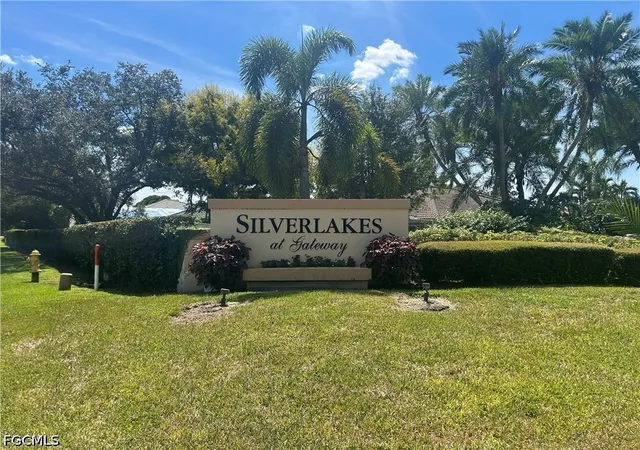 Photo 3 of Sale Pending at 11228 Lakeland Cir, Fort Myers, FL 33913 | MLS# 2026040064 | Listing updated on 2026-10-05