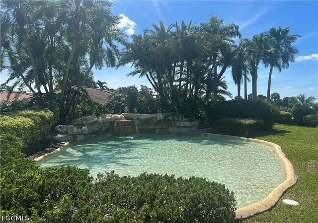 Photo 3 of Sale Pending at 11228 Lakeland Cir, Fort Myers, FL 33913 | MLS# 2026040064 | Listing updated on 2026-10-05