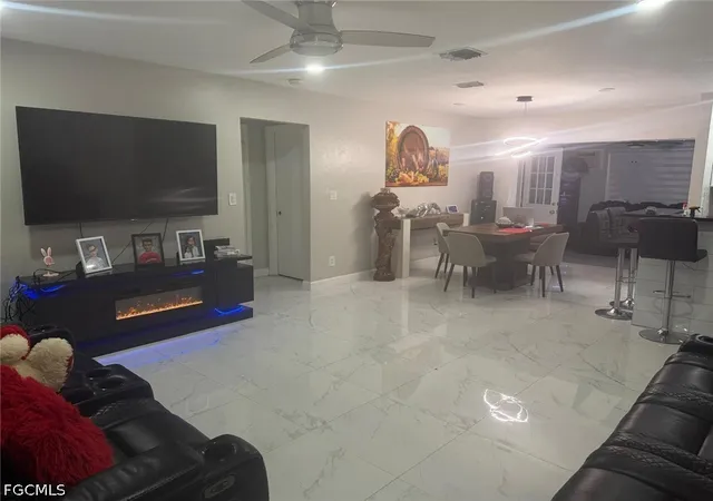 Photo 1 of Single family home for sale at 214 Daleview Ave, Lehigh Acres, FL 33936 | MLS# 2026040070 | Listing updated on 2026-10-03