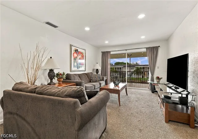 Photo 3 of Sale Pending at 909 SE 46th Lane #209, Cape Coral, FL 33904 | MLS# 2026040097 | Listing updated on 2026-10-07