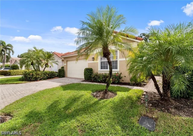 Photo 1 of Single family home for sale at 168 Livermore Ln, Naples, FL 34119 | MLS# 226033815 | Listing updated on 2026-10-05