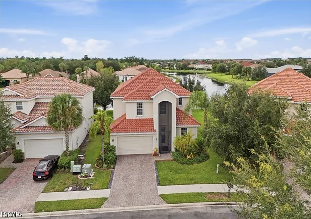 Photo 2 of Single family home for sale at 2446 Heydon Cir E, Naples, FL 34120 | MLS# 2026040109 | Listing updated on 2026-10-07