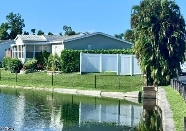 Photo 4 of Manufactured home for sale at 5508 Adam Dr, North Fort Myers, FL 33917 | MLS# 2026040110 | Listing updated on 2026-10-05
