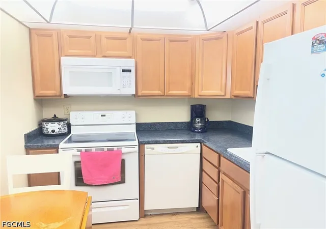 Photo 1 of Condo for sale at 6220 Augusta Dr #301, Fort Myers, FL 33907 | MLS# 2026040115 | Listing updated on 2026-09-28