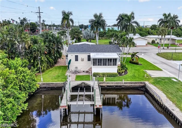 Photo 3 of Manufactured home for sale at 17520 Azalea Ln, Fort Myers Beach, FL 33931 | MLS# 226033575 | Listing updated on 2026-09-23