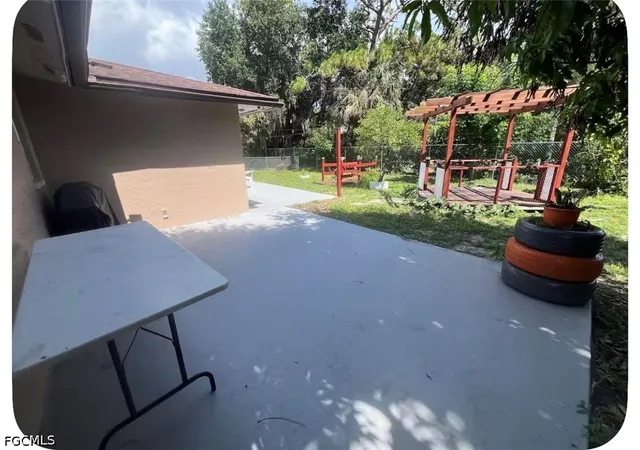 Photo 3 of Single family home for sale at 405 W 5th Street, Lehigh Acres, FL 33972 | MLS# 2026040140 | Listing updated on 2026-10-03