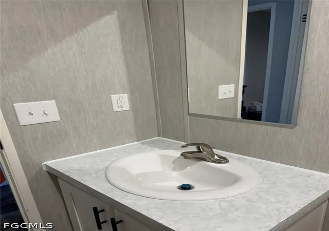 Photo 12 of Manufactured home for sale at 566 Avenida Del Sur Ave, Clewiston, FL 33440 | MLS# 2026040145 | Listing updated on 2026-10-01