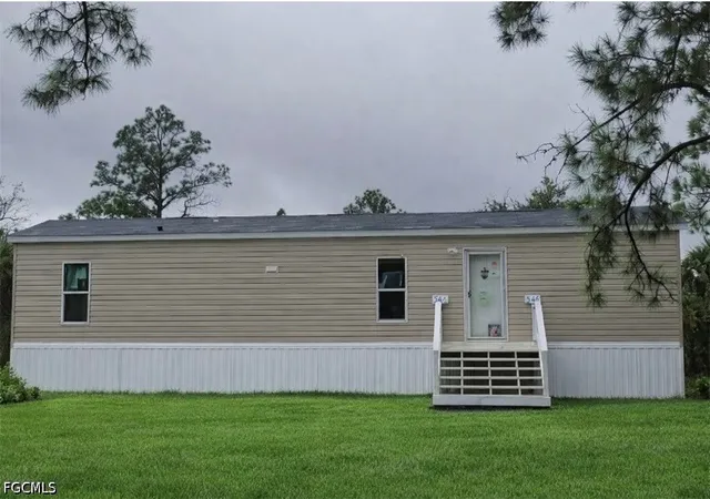 Photo 1 of Manufactured home for sale at 566 Avenida Del Sur Ave, Clewiston, FL 33440 | MLS# 2026040145 | Listing updated on 2026-10-01