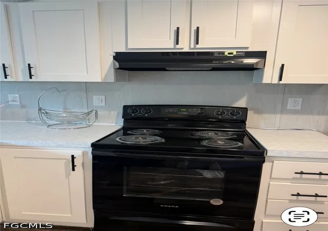 Photo 3 of Manufactured home for sale at 566 Avenida Del Sur Ave, Clewiston, FL 33440 | MLS# 2026040145 | Listing updated on 2026-10-01