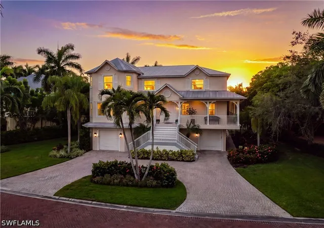 Photo 1 of Single family home for sale at 207 San Mateo Dr, Bonita Springs, FL 34134 | MLS# 226031205 | Listing updated on 2026-09-23