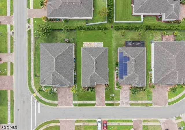 Photo 3 of Single family home for sale at 3290 Baravaldo Cir, Cape Coral, FL 33909 | MLS# 2026040155 | Listing updated on 2026-09-24
