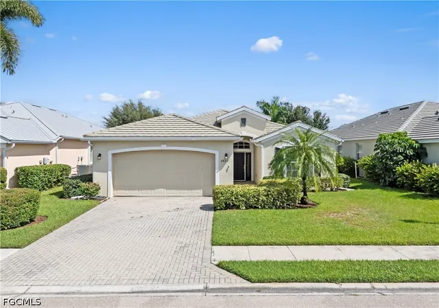 Photo 3 of Single family home for sale at 2623 Maraval Ct, Cape Coral, FL 33991 | MLS# 2026040160 | Listing updated on 2026-10-03