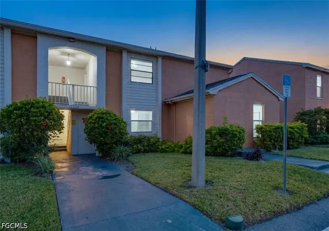 Listing Photo 1 - Condo for sale in building located at 12630 Kenwood Ln, Fort Myers, FL 33907 - Unit #B