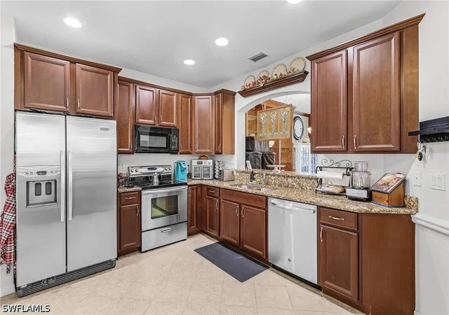 Photo 4 of Single family home for sale at 2425 Laurentina Ln, Cape Coral, FL 33909 | MLS# 226034329 | Listing updated on 2026-09-24