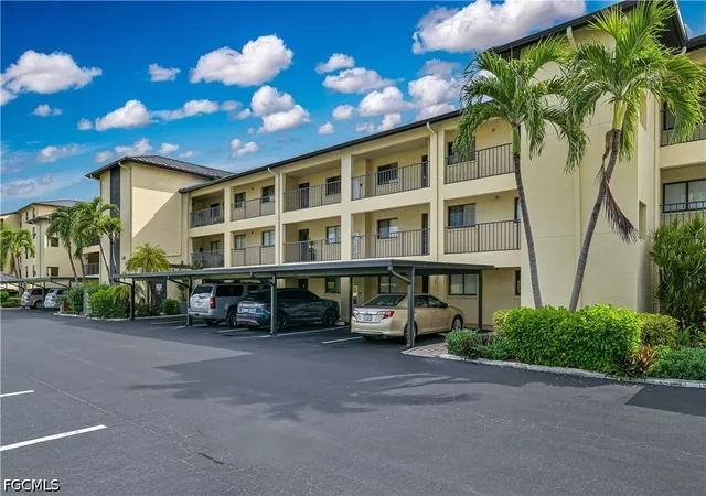 Photo 2 of Condo for sale at 4719 Se 17th Place #307, Cape Coral, FL 33904 | MLS# 2026040183 | Listing updated on 2026-10-06