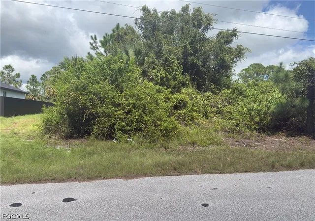Land for sale at 1027 Gladys St, Lehigh Acres, FL 33974 | MLS# 2026040190