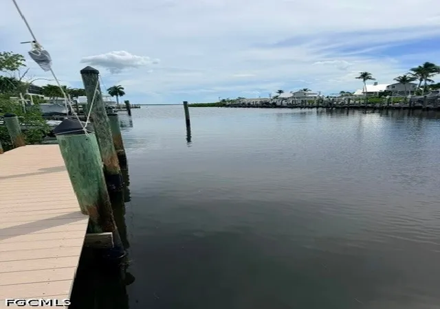 Photo 26 of Sale Pending at 2311 Sycamore St, Saint James City, FL 33956 | MLS# 2026040191 | Listing updated on 2026-10-02