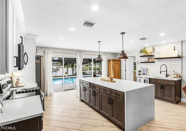 Photo 1 of Single family home for sale at 3725 Se 1st Avenue, Cape Coral, FL 33904 | MLS# 2026040196 | Listing updated on 2026-10-01