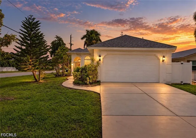 Photo 3 of Single family home for sale at 798 105th Avenue N, Naples, FL 34108 | MLS# 2026040214 | Listing updated on 2026-09-25