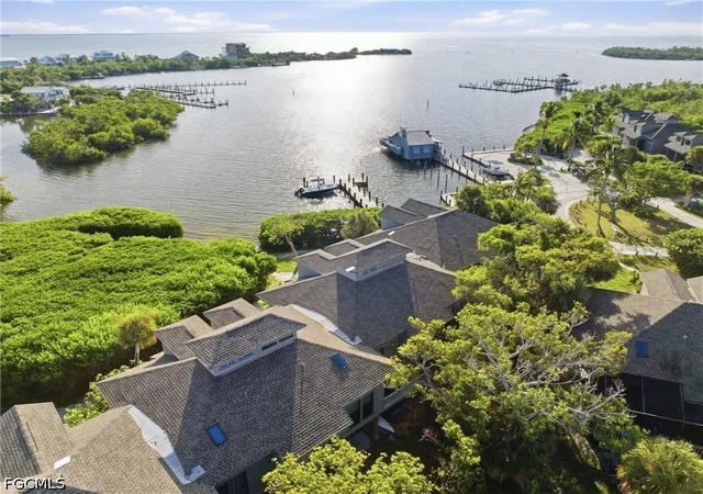 Photo 2 of Townhouse for sale at 370 Townhouse Ln #65, Captiva, FL 33924 | MLS# 2026040242 | Listing updated on 2026-09-28