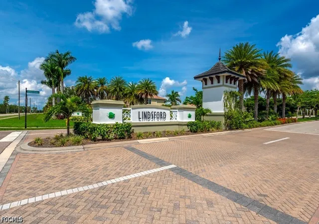 Photo 36 of Single family home for sale at 2996 Royal Gdns Ave, Fort Myers, FL 33916 | MLS# 2026040269 | Listing updated on 2026-10-08