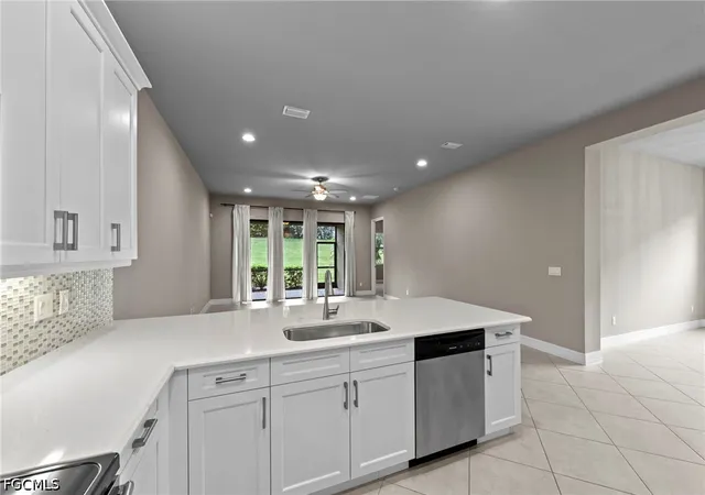 Listing Photo 5 - Condo for sale in building located at 11952 Five Waters Cir, Fort Myers, FL 33913